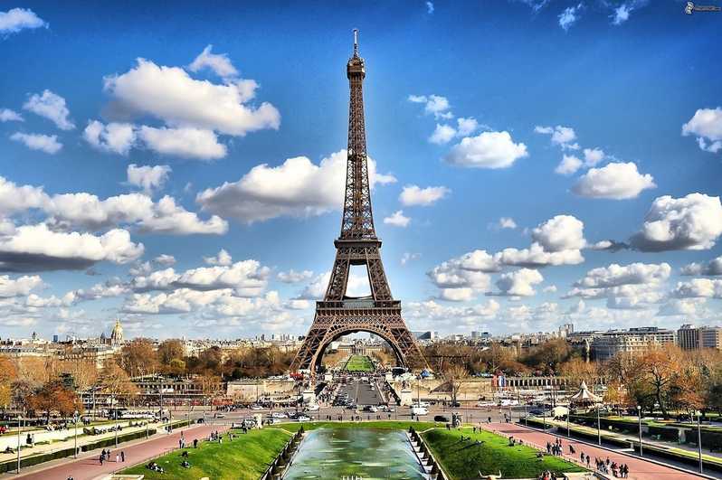 Best and Budget Paris  Tour Packages | Local Tour Operator in Paris  | Travel Hed