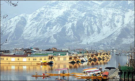 Best and Cheap Srinagar Tour Packages | Local Travel Agent in Srinagar | Travel Hed